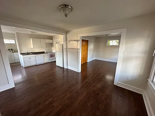 111 Mortimer St Photo 1