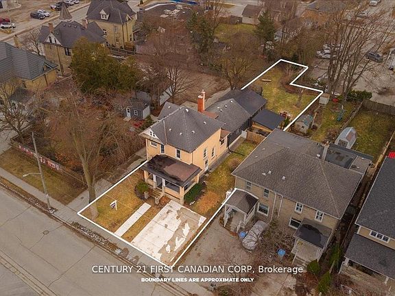 5th image of 18 Colborne St