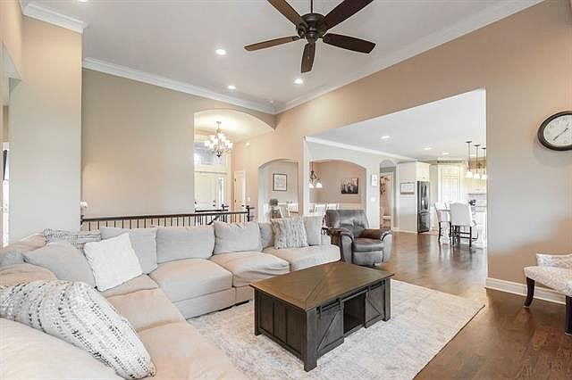 1st image of 29067 Bluestem Dr