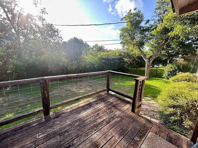 2507 Glendale Dr — Photo 11