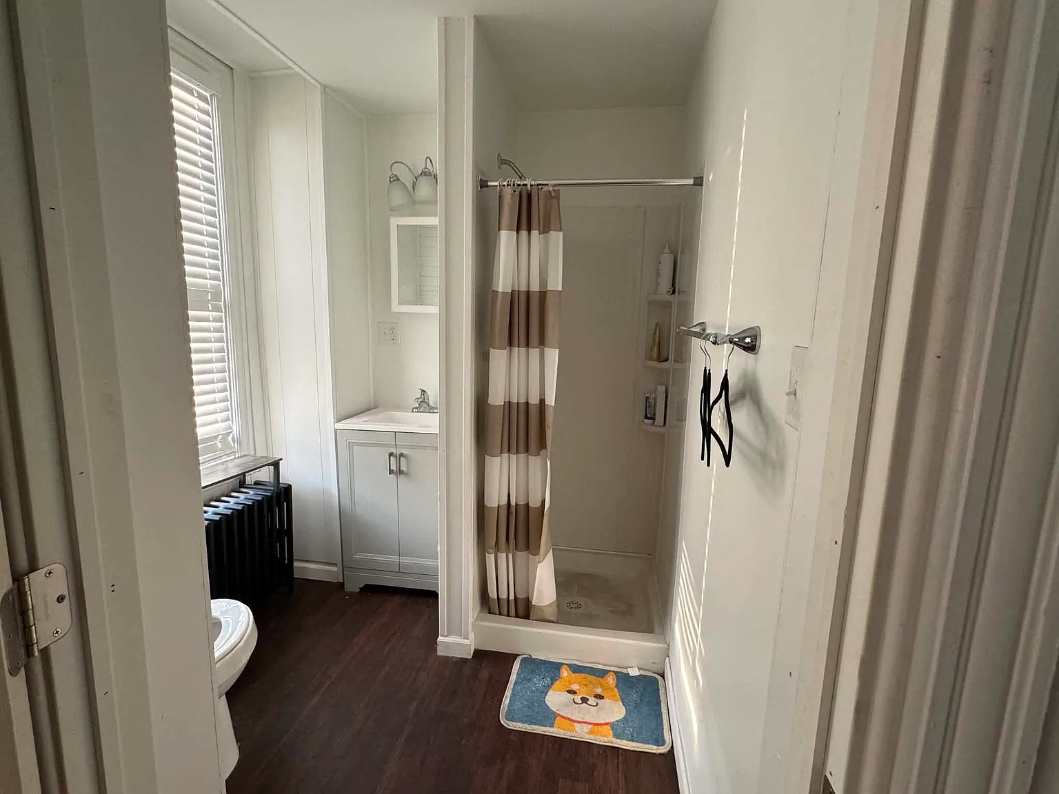 4 bed, 2100 sqft, $2,650 — Photo 2