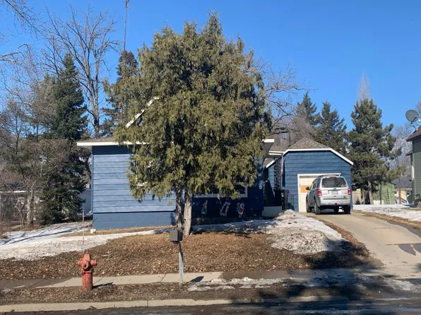 223 Main St NW, Menahga, MN 56464