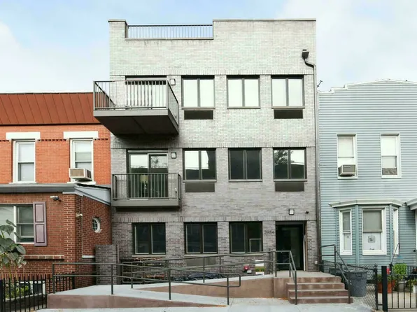 27-34 27th St #1R, Astoria, NY 11102
