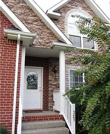 2nd image of 221 Chandler Blvd