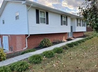 716 Carters Valley Rd, Rogersville, TN 37857