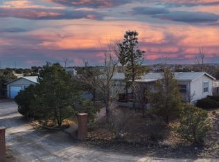 56 Park Rd, Edgewood, NM 87015