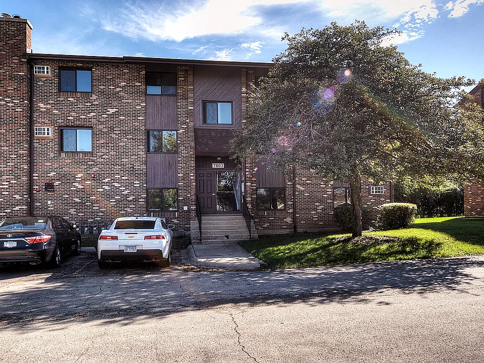 7803 Woodward Ave #2A