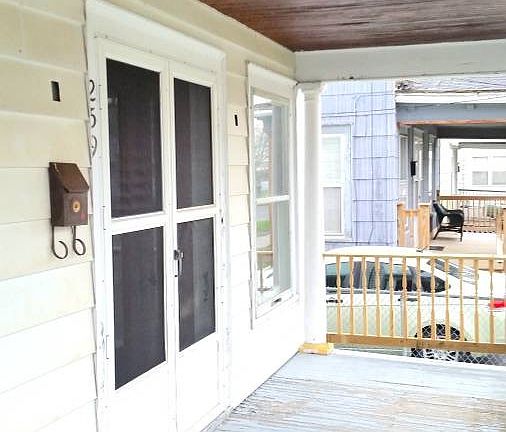 2nd image of 259 McLennan Ave