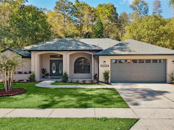 4853 Crestknoll Ln, New Port Richey, FL 34653