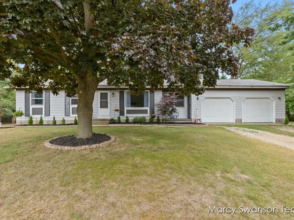 4172 Ranchero Dr, Dorr, MI 49323