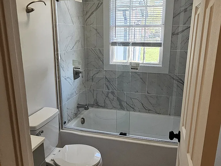 3820 Montgomery Ave — Photo 9