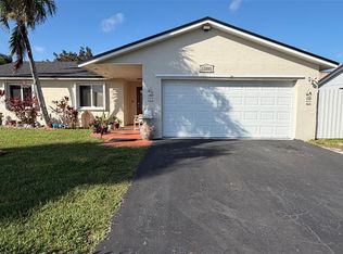 Meadow Wood Manor Sec 9, Homestead, FL 33032