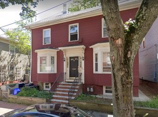 6 Antrim St #2, Cambridge, MA 02139