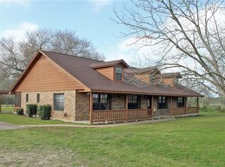 453 Grapevine Trl, Lockhart, TX 78644