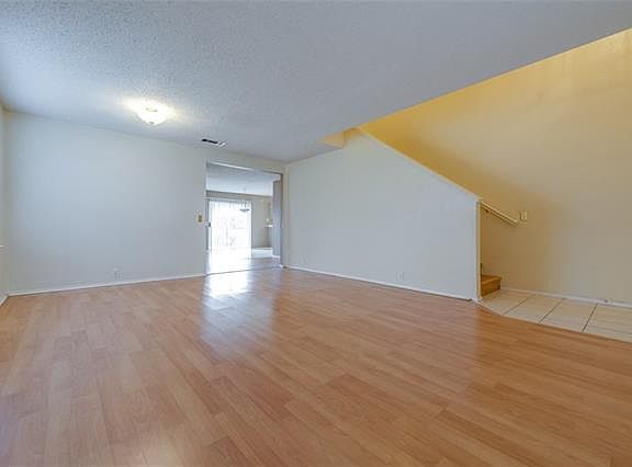 2nd image of 1704 Dartmouth Dr