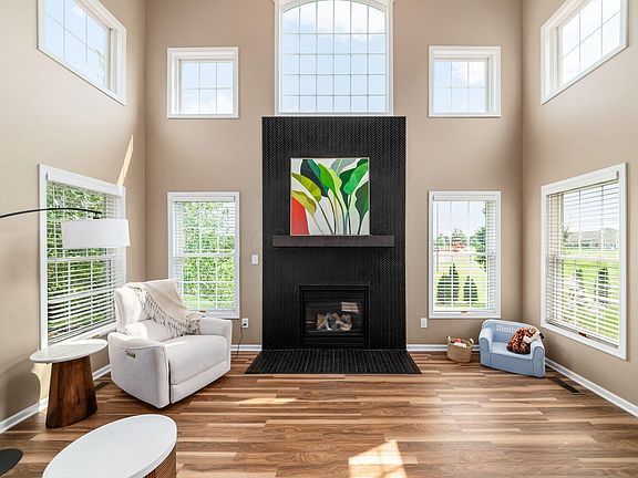 4th image of 5857 Walterway Dr