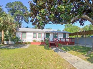 111 SE Syrcle Dr, Pensacola, FL 32507