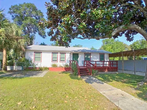 111 SE Syrcle Dr, Pensacola, FL 32507