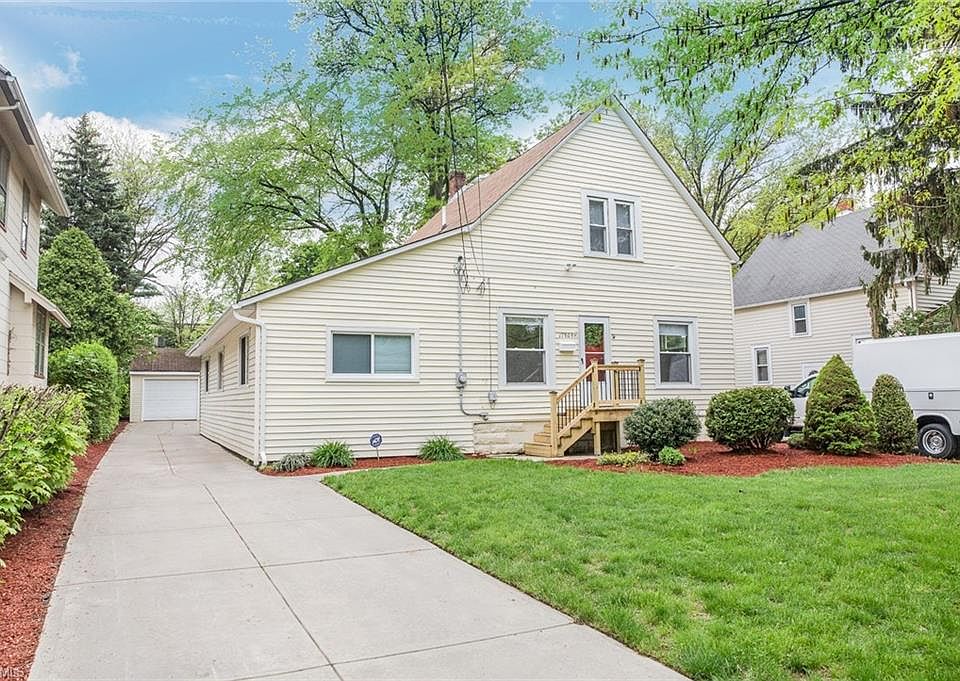 1st image of 17803 Larchwood Ave