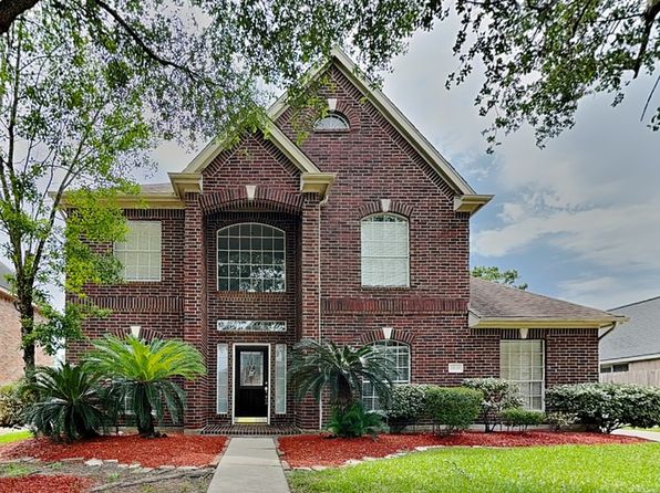 15535 Downford Dr