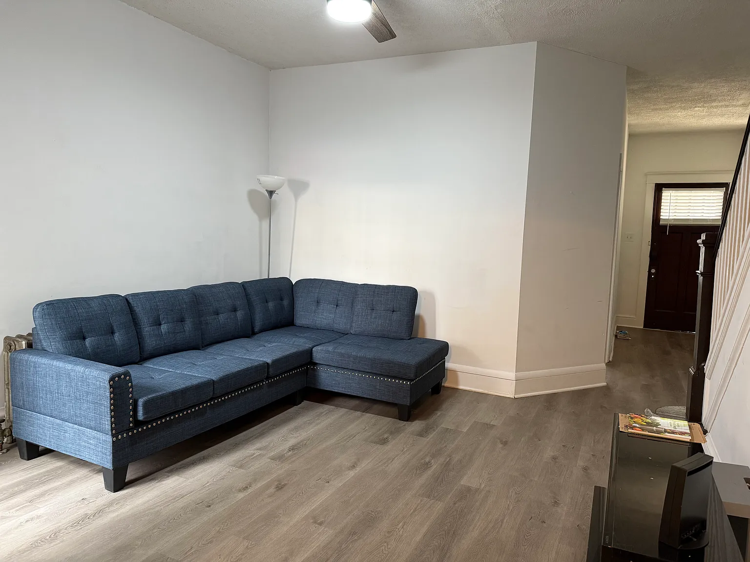 437 Montclair Ave — Photo 3