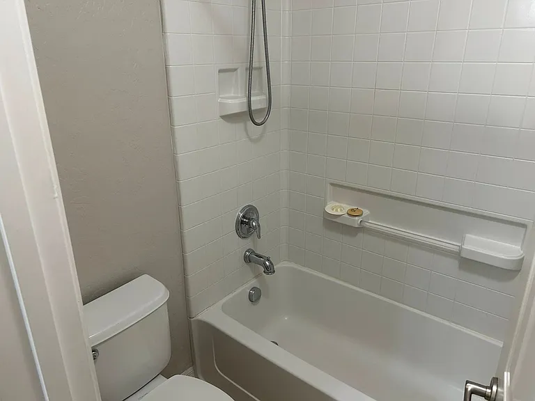 11908 Orense Dr — Photo 12