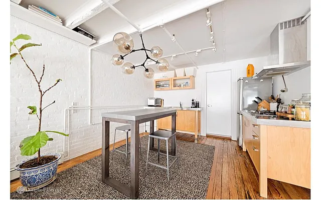 Rented by Douglas Elliman | media 3
