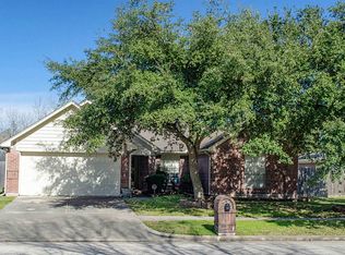 619 N Willow Dr, Houston, TX 77073
