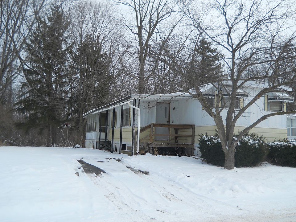 1st image of 611 Poe St