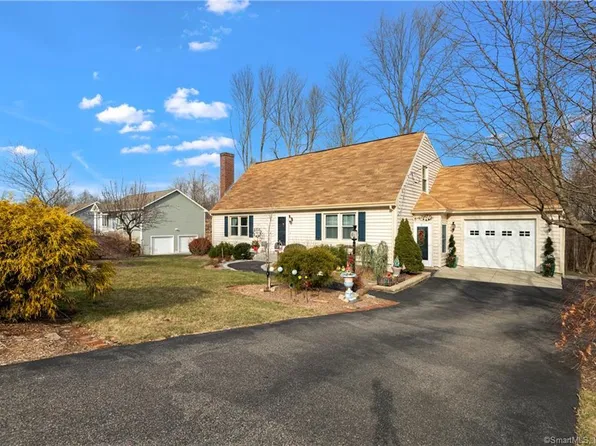 41 Carol Drive, Montville, CT 06382