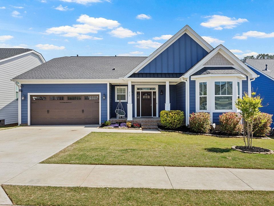 1st image of 217 Daystrom Dr
