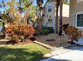 447 NW 87th Ter, Pompano Beach, FL 33071