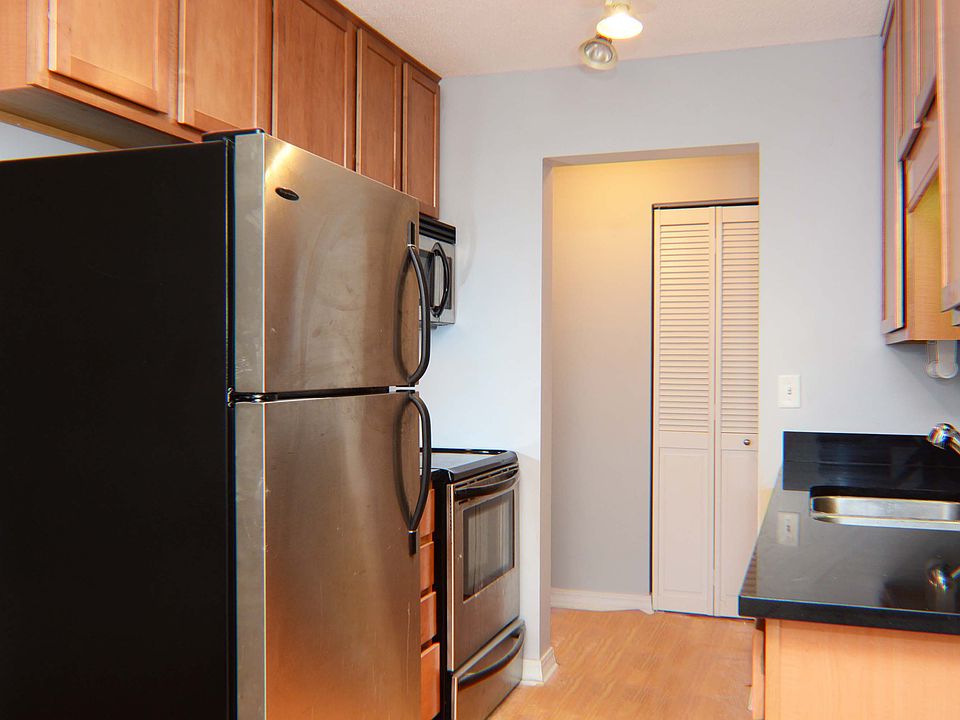1st image of 3150 Excelsior Blvd APT 112