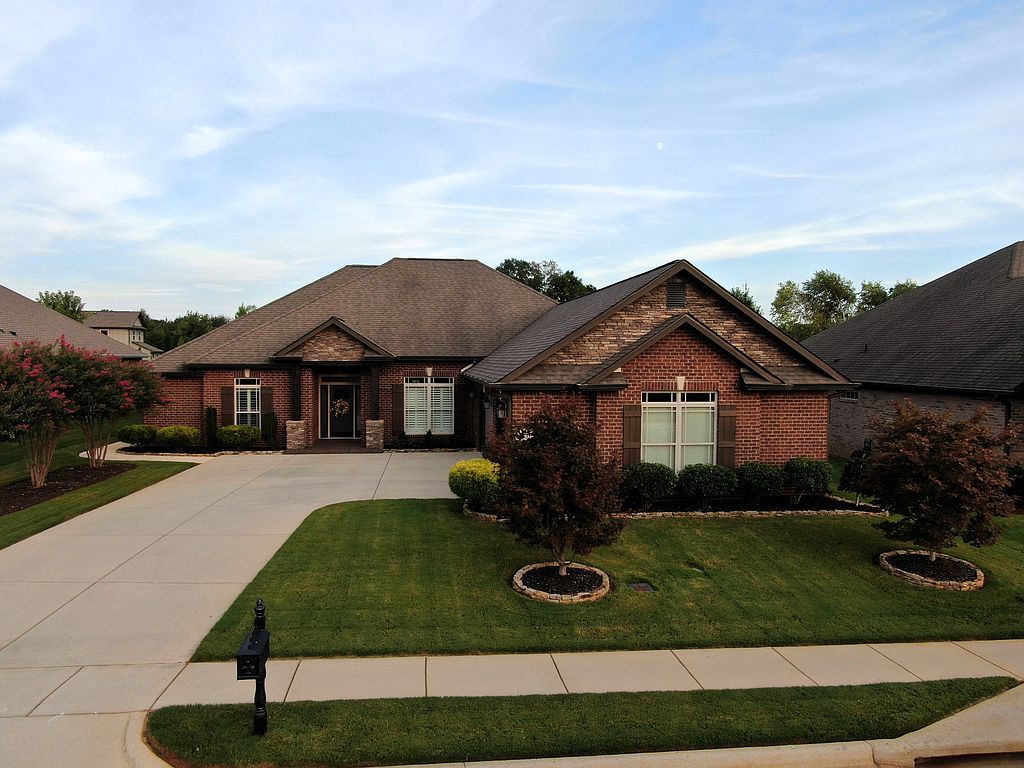 116 Walnut Cove Blvd SW - Property Image