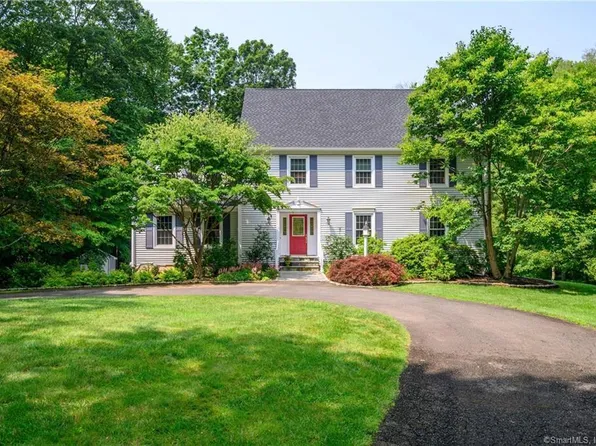 14 Silver City Road, Newtown, CT 06470
