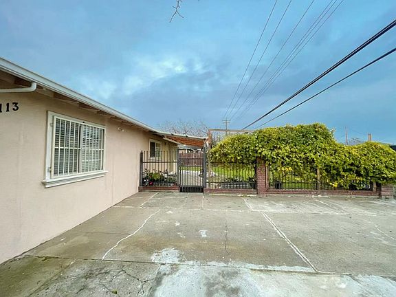 2nd image of 113 Elkhorn Blvd