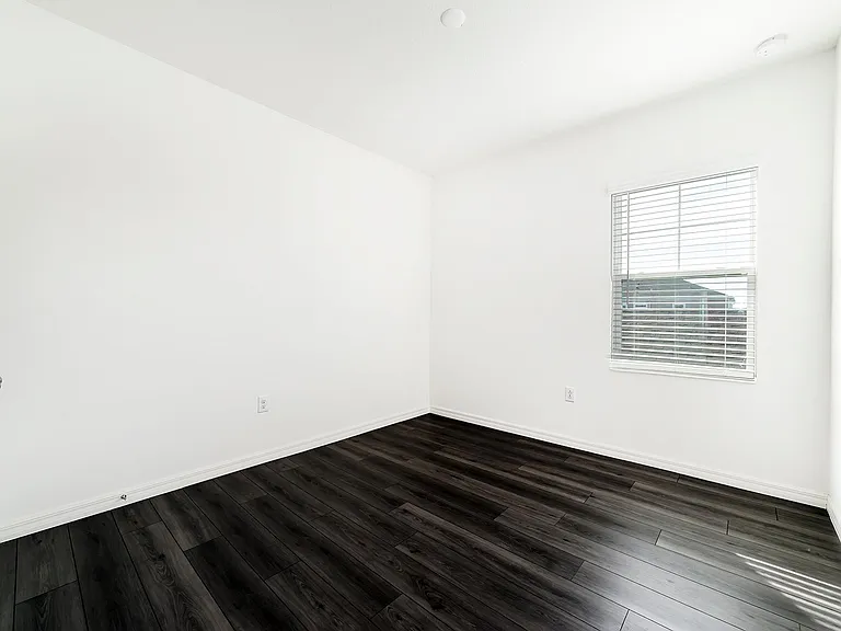 Guest Room 1
