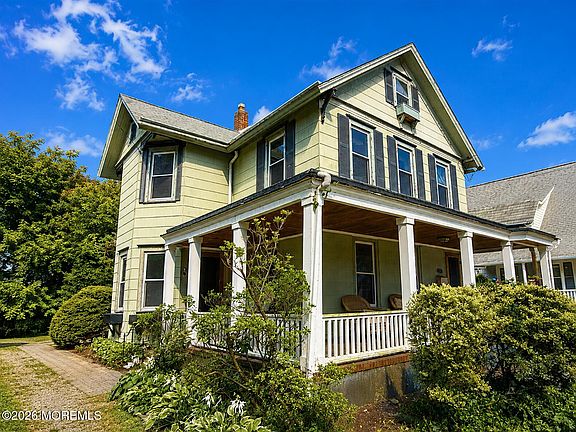 2nd image of 626 Morford Avenue