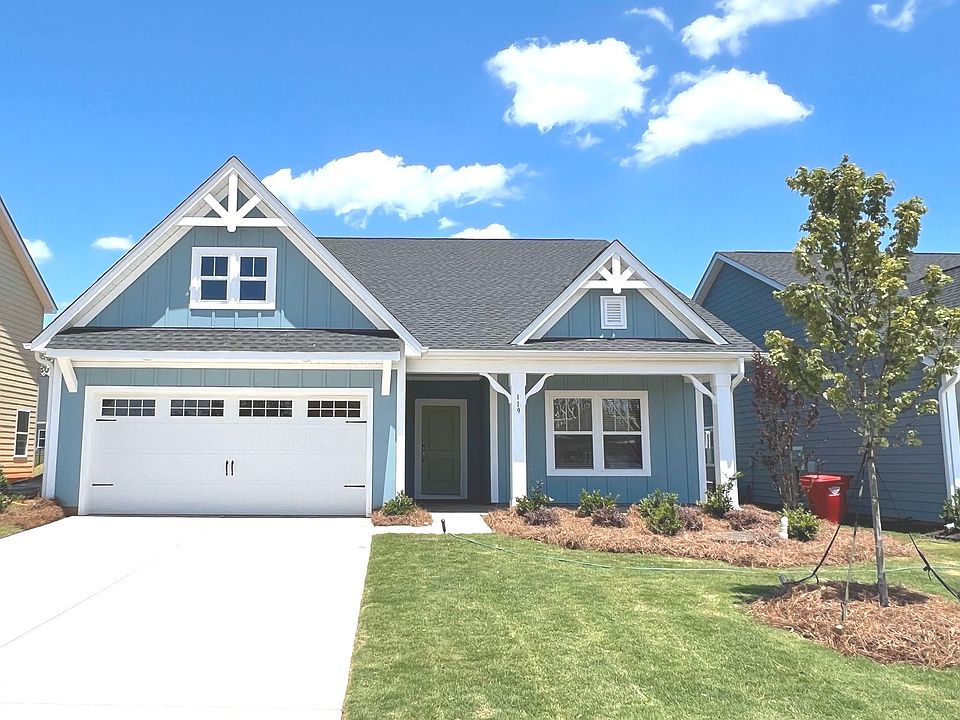 1st image of 119 Grey Fox Ln