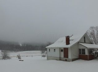 5580 Savage Hill Rd SE, Sugar Grove, OH 43155