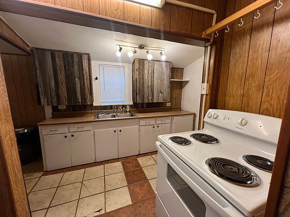 5th image of 9676 Hildebrandt Rd
