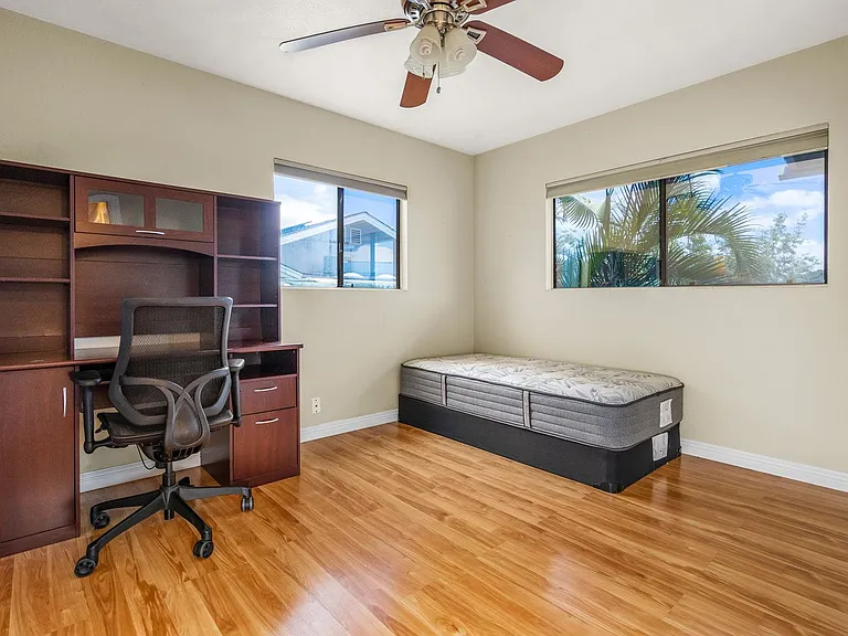 312 Hiolani St #1 — Photo 34