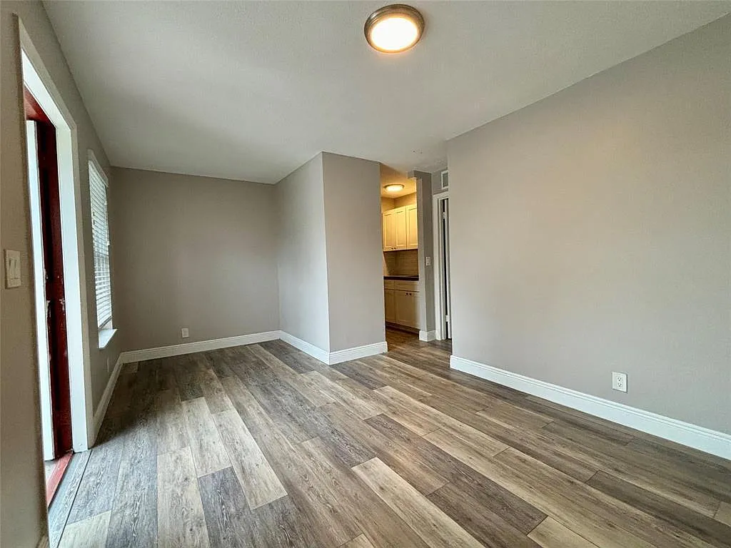 505 N J St — Photo 3