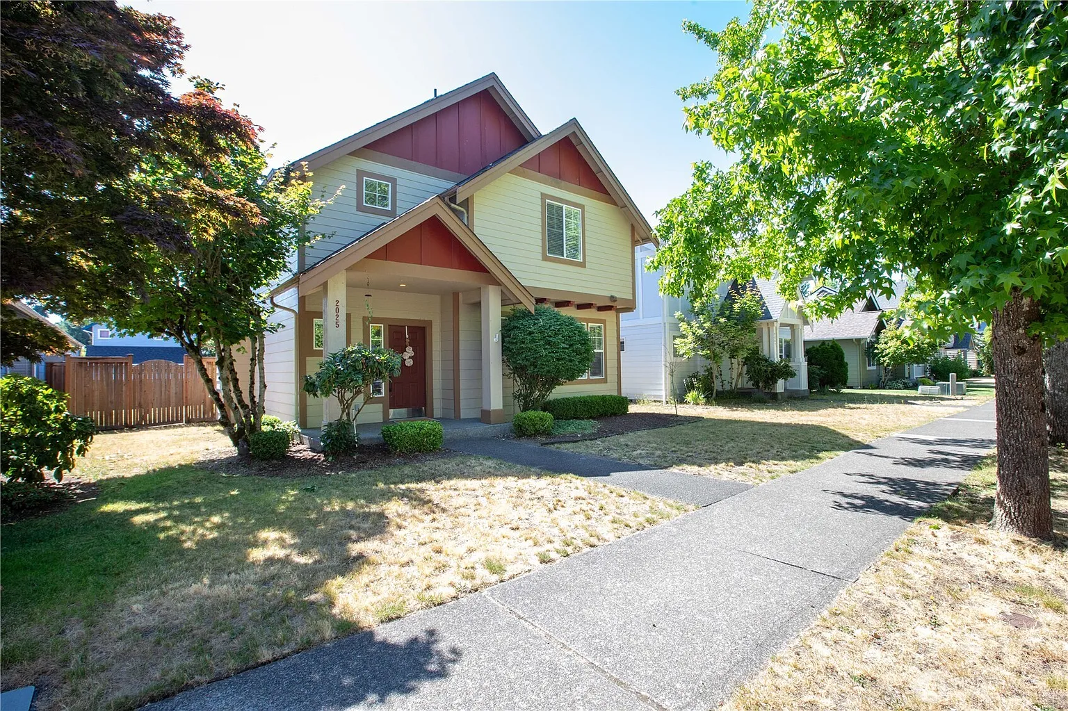 2025 Palisade Blvd photo 1