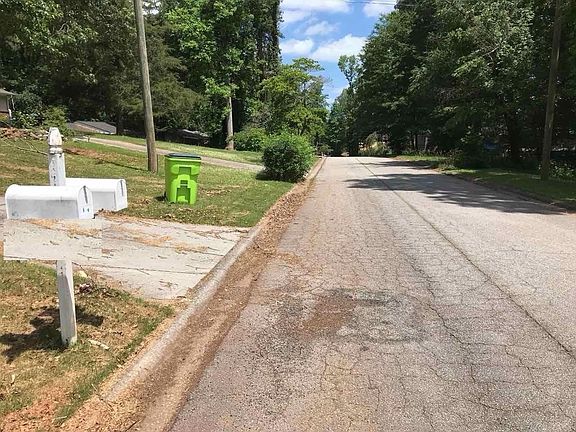5th image of 8767 Northview Dr