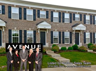 349 Shady Rock Ln, O'Fallon, MO