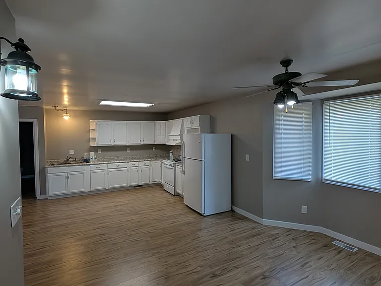64 Nichols St #A — Photo 1