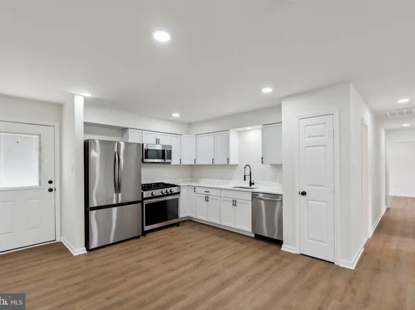 110 Rosedale Dr, Stephens City, VA 22655