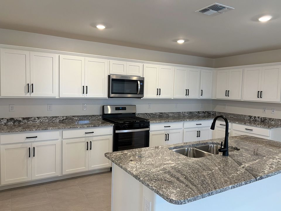 Large Kitchen