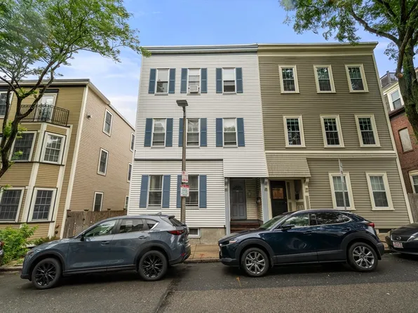 48 H St, South Boston, MA 02127